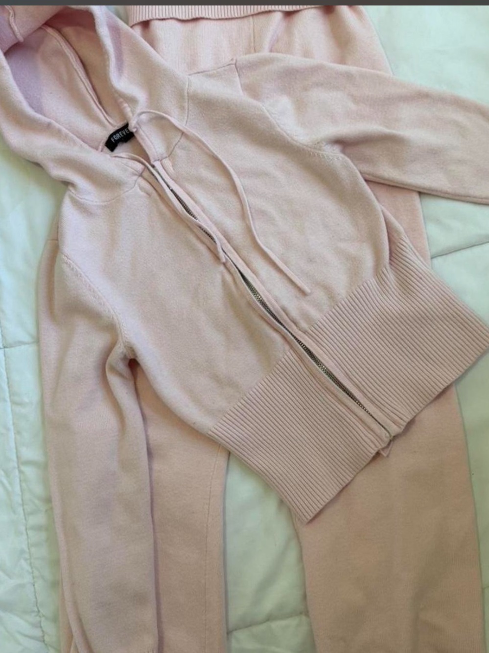 Matching set - Picture 2 of 2